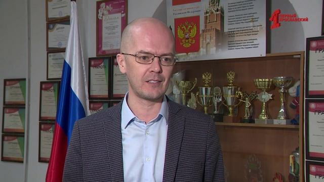 Свадьба на коньках на Советской площади в Ярославле
