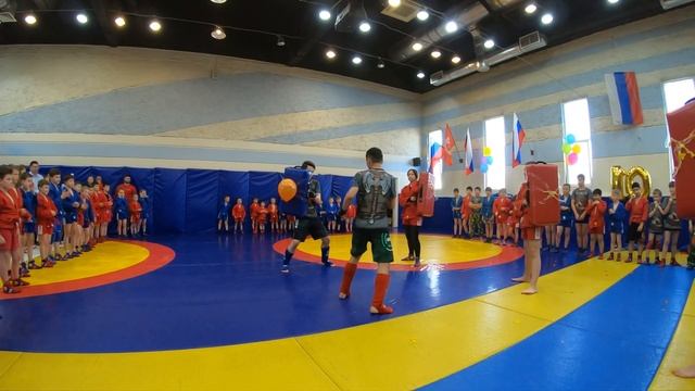 Юсуф против шаров