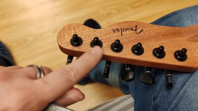 Приводим в порядок китайскую реплику Fender Acoustasonic. Обзор сборки, косяков, доработок и звука.