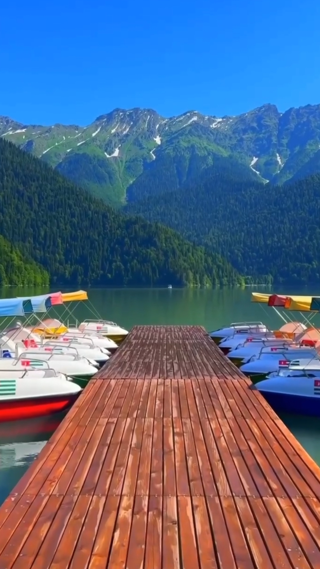 Озеро Рица, 🏞️ Абхазия ☀️  ❤️😍🔥, Зелмя🌍 #short #природа #красота