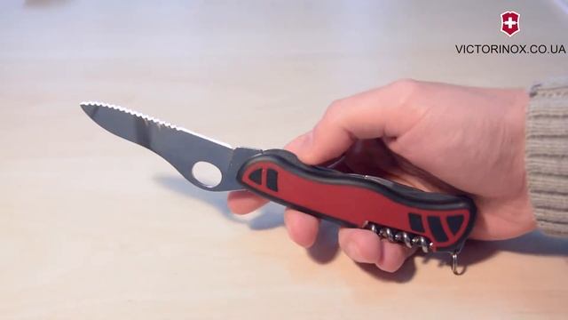 Victorinox NOMAD 0.8351.MWC - обзор ножей Викторинокс