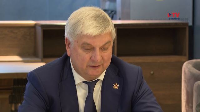 Губернатор Александр Гусев встретился с иностранными участниками Воронежского медиафорума