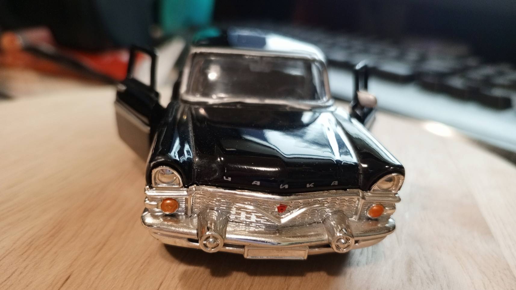 Газ 13 чайка