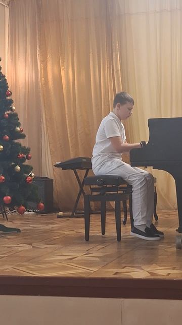 Выступление учащихся Тумской ДМШ на отчетном концерте Касимовского методического объединения.