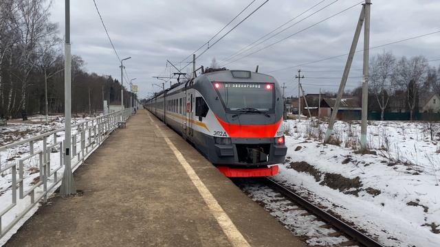Электропоезд ЭП2Д-0097 платформа Хлюпино до станции Звенигород. 24.01.2025.