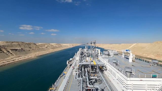 Gaslog Windsor. Suez Canal transit Timelapse video. 18-January-2022. Суэцкий канал - Транзит