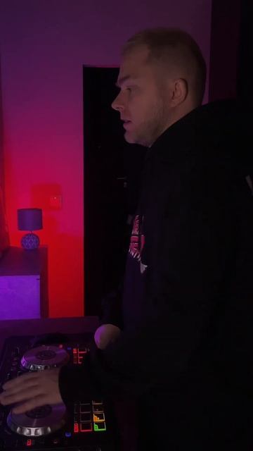 Дорогие эксперты как вам такое сочетание?Я смешал те ингридиенты? #mashup #djkrikotin #dj #music