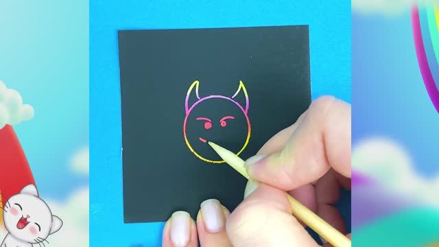 Рисуем на скретч-карте бантик, чертика и английские буквы A, F, T