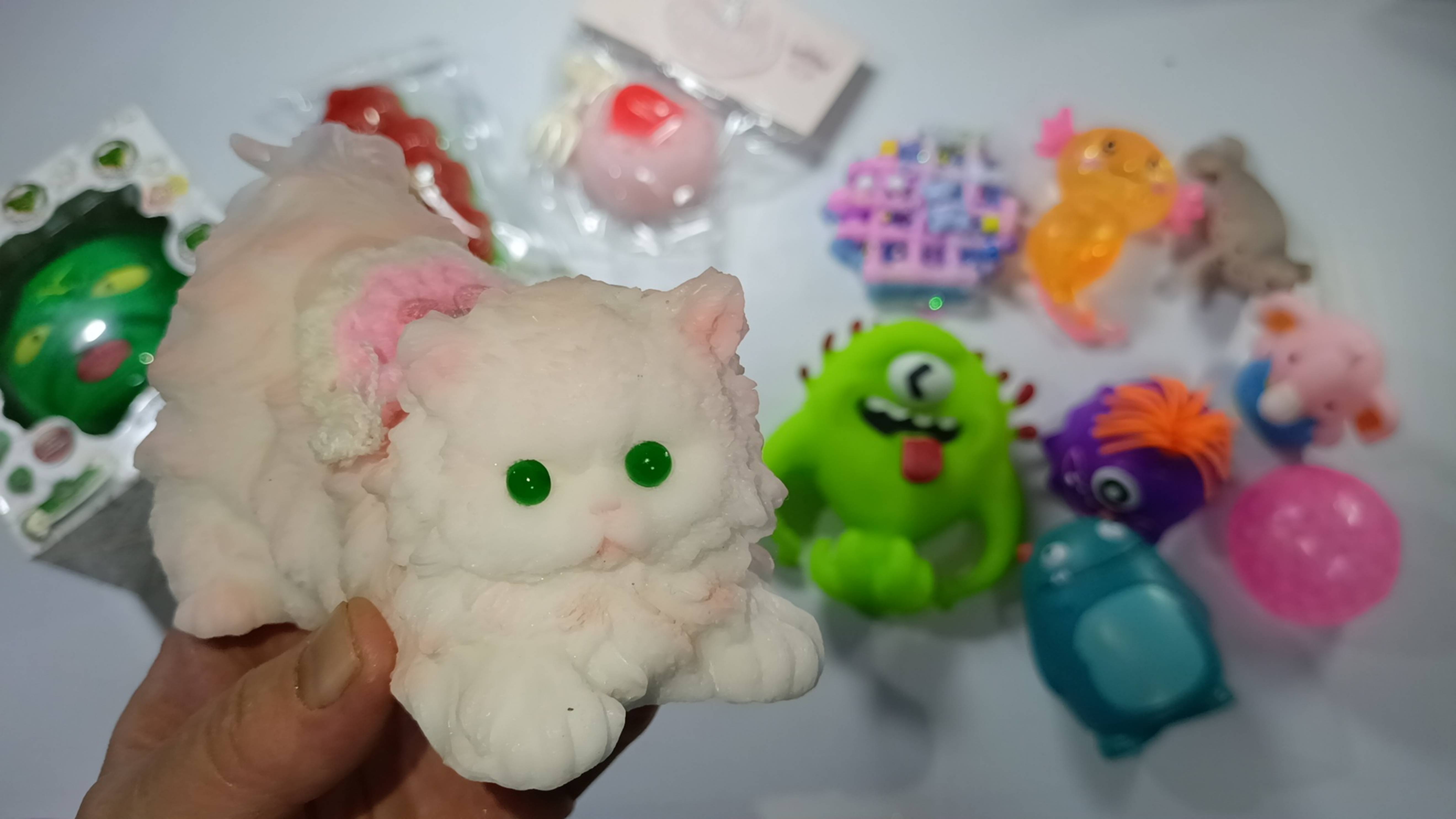 АСМРСквиши ❤️ ТАБА СКВИШИ ЛАПКИ 🐾 и другие антистрессы жмякаю для вашего удовольствия и мурашек 💖