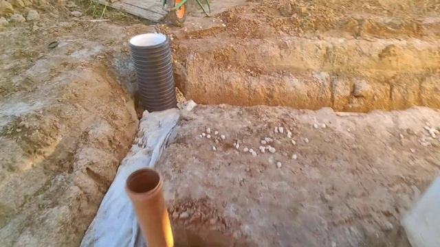 Дренаж вокруг дома 65 метров с ливневой системой. Ярославская область, кп "Лебедево-лайф 2". часть 1