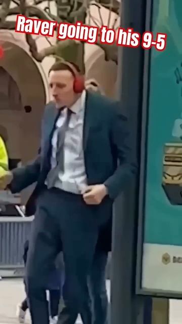 Музыкальная пауза rave_1080p