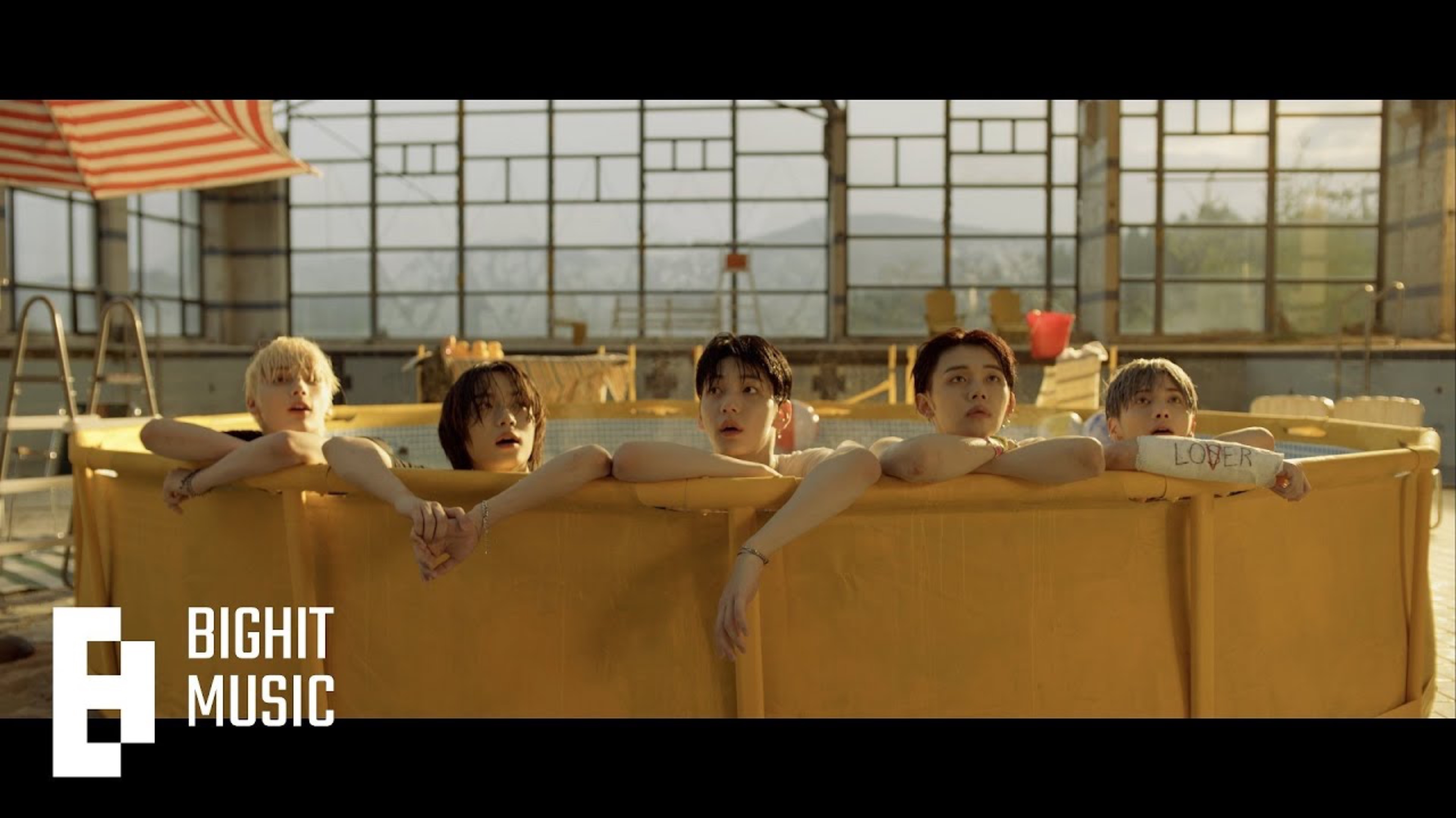 TXT – '0X1=LOVESONG (I Know I Love You) feat. Seori' Official MV