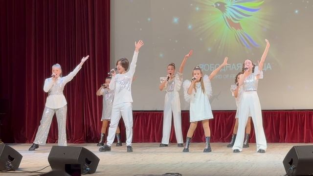 "Ain't nobody" - вокальный ансамбль "Лирика".