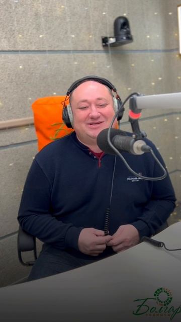 Вадим Захаров шигырь сөйли!