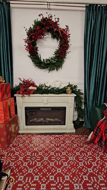 Новогодняя атмосфера в метро. Станция метро Курская