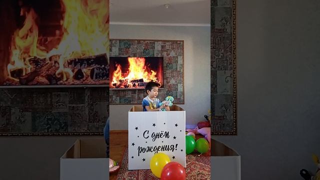 огромный бокс с игрушками губка боб