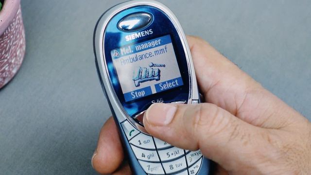 The Siemens S55: A Nostalgic Journey Through a Bygone Era of Mobile Technology