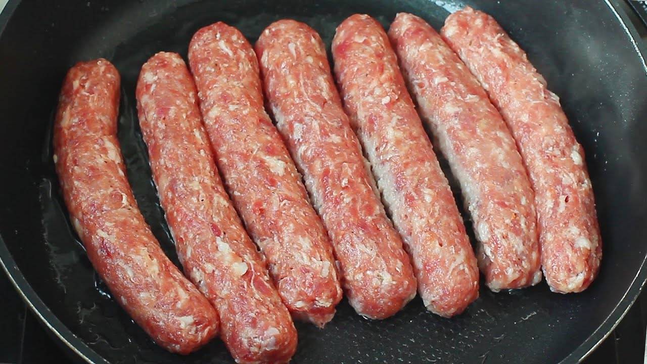 Очень вкусные колбаски! Все, что вам нужно, это фарш