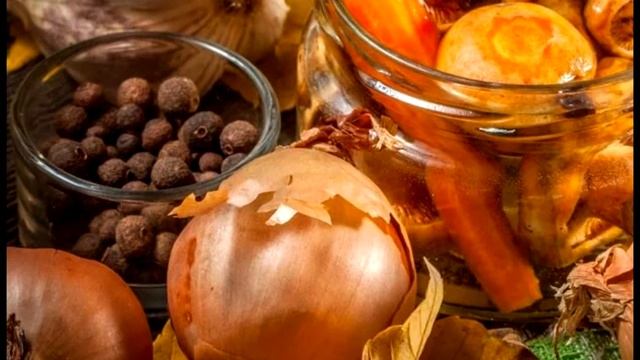 Как солить рыжики на зиму холодным способом