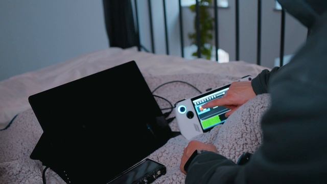 building the coziest portable minimal gaming setup (in bed) ☁️🎮-(2160p30)