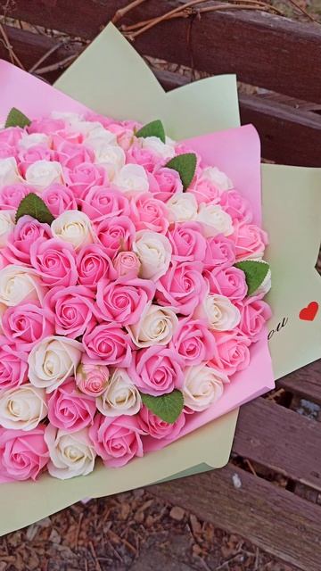 Букет мыльных роз ,105 роз
