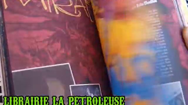 Livre / Book / Fanzine DISTORSION (Volume VENTRE)