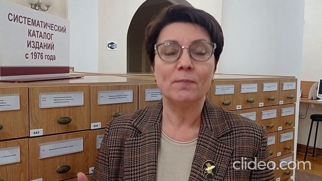 "Я улечу с перелетными птицами": стихи Сергея Радченко читает Елена Гармс