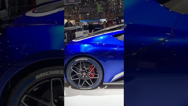 Суперкар Zenvo TSR-S поразил качающимся антикрылом  Supercar Zenvo TSR-S struck a swinging wing