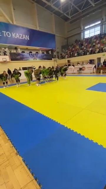 выступление на спортивном празднике
