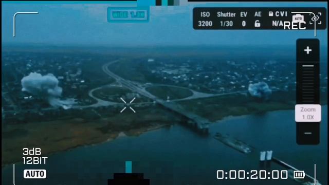 Прилёт 3х УМПК в районе Антоновского моста в Херсоне. 21.01.2025