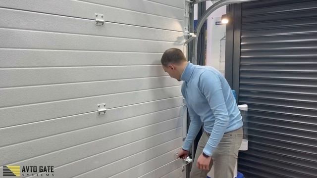 Наш ШОУ-РУМ секционные гаражные ворота