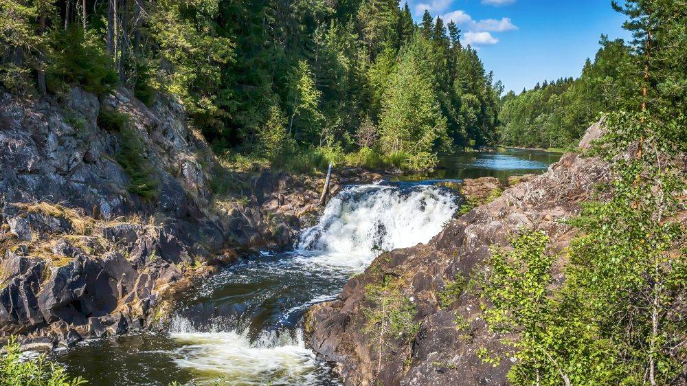 ВОДОПАД КИВАЧ КАРЕЛИЯ