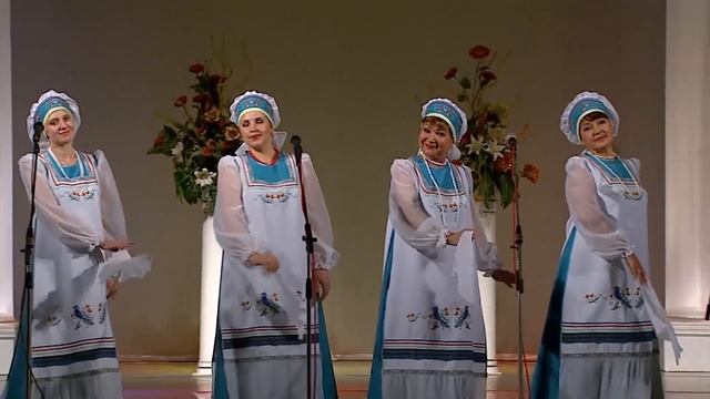 "НЕЗАБУДКА" поёт ансамбль "Родник" в гостях у "Митрофановны"
