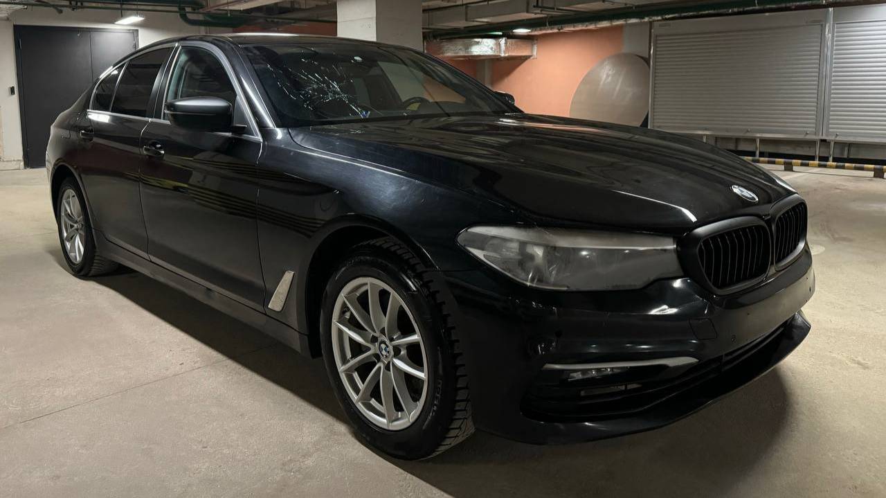 BMW 5-series; 2,0 AT; 2018; Черный
