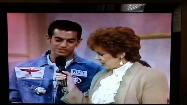 Rich meets Olivia Newton-John on Vicki Lawrence Show