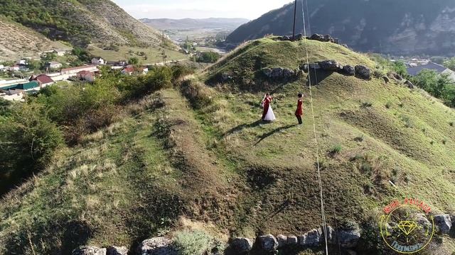 Красивый танец красивой пары Дагестан
