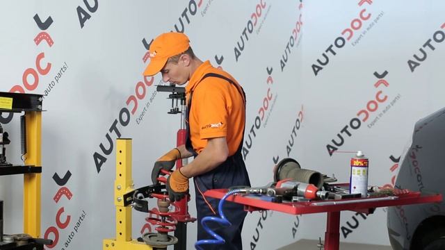 Så byter bärfjäder fram på TOYOTA PRIUS 2 Guide | Autodoc