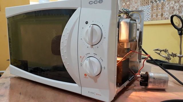 PARTE 2 CONSERTANDO MAGNETRON MICROONDAS CCE  ((ELETRÔNICA ISRAEL))