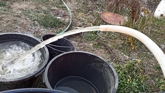 Скважина на воду в Камешково. Абиссинка в начале зимы, на улице минус .