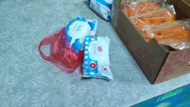 Получены домашнее угощение и влажные салфетки от клуба "Звезда" из города Старый Крым.mp4
