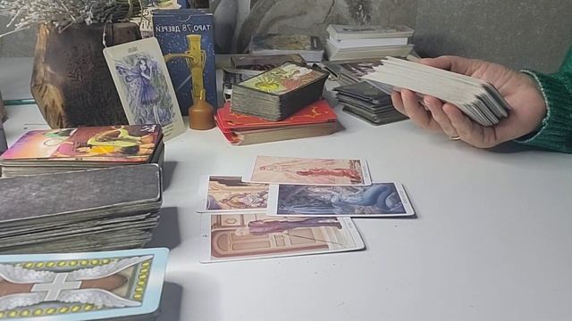 КТО ЧИНИТ ПРЕПЯТСТВИЯ😡❓️ #бумеранг #магиятаро #таро