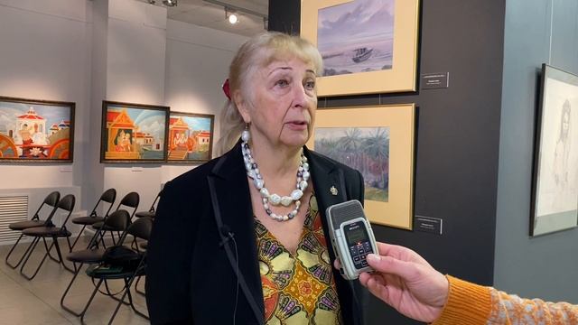Выставка Людмилы Юга « Все краски Востока"