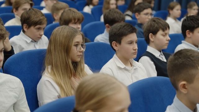 Урок мужества, посвященный Дню освобождения от фашистских захватчиков, прошел в школе им АП Чехова
