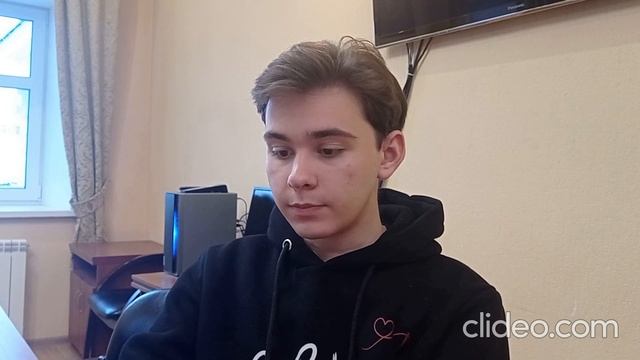 "Мир суров и жёсток": стихи Сергея Радченко читает Лев Сычык