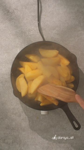 Рецепт запеченных куриных ножек с картофелем