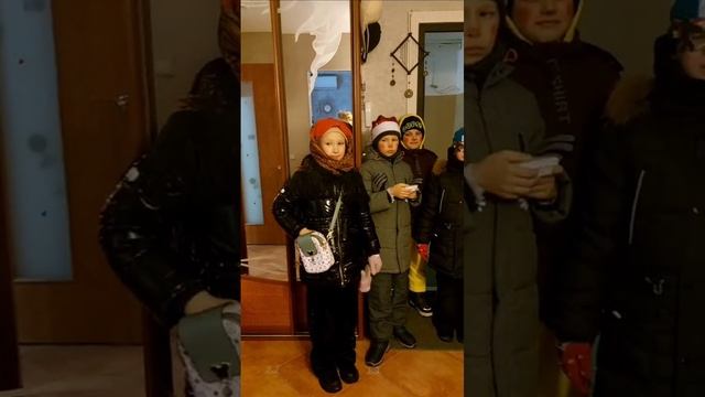 Рождественские колядки "Найди свою звезду"