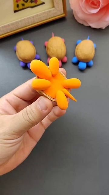 🐢 Черепаха из скорлупы и пластилина!