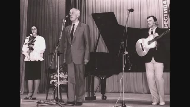 Сёстры Кныш и Виктор Карасенко.- "До встречи" (П.Аедоницкий - В.Сыскин)