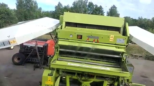 Пресс-подборщик Claas Variant 260 | Прокрутка