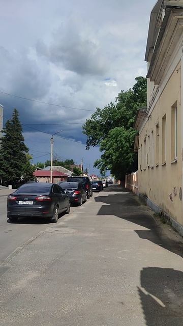 пешком по красивому городу